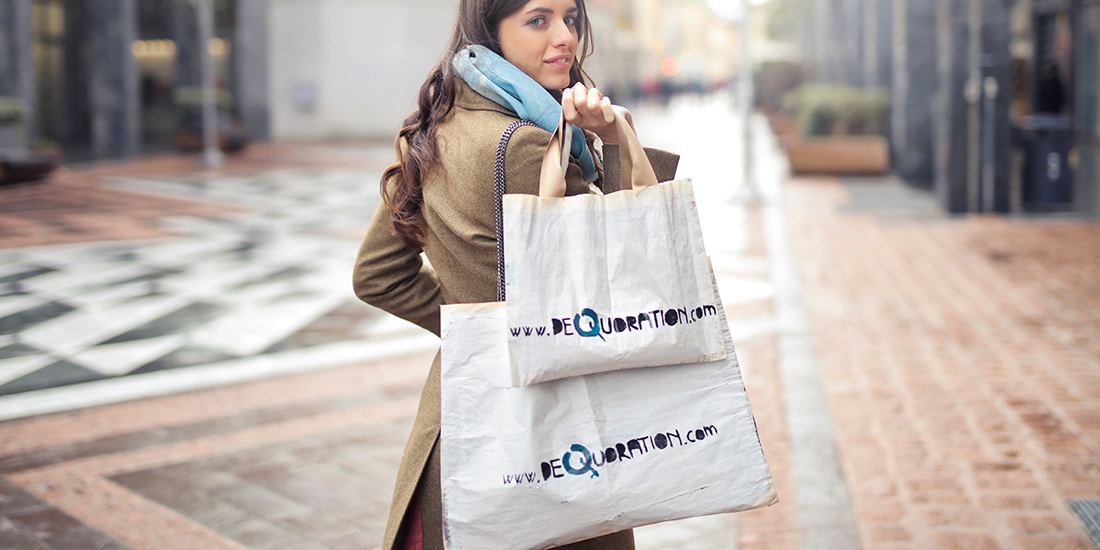 イメージをワイドで表示